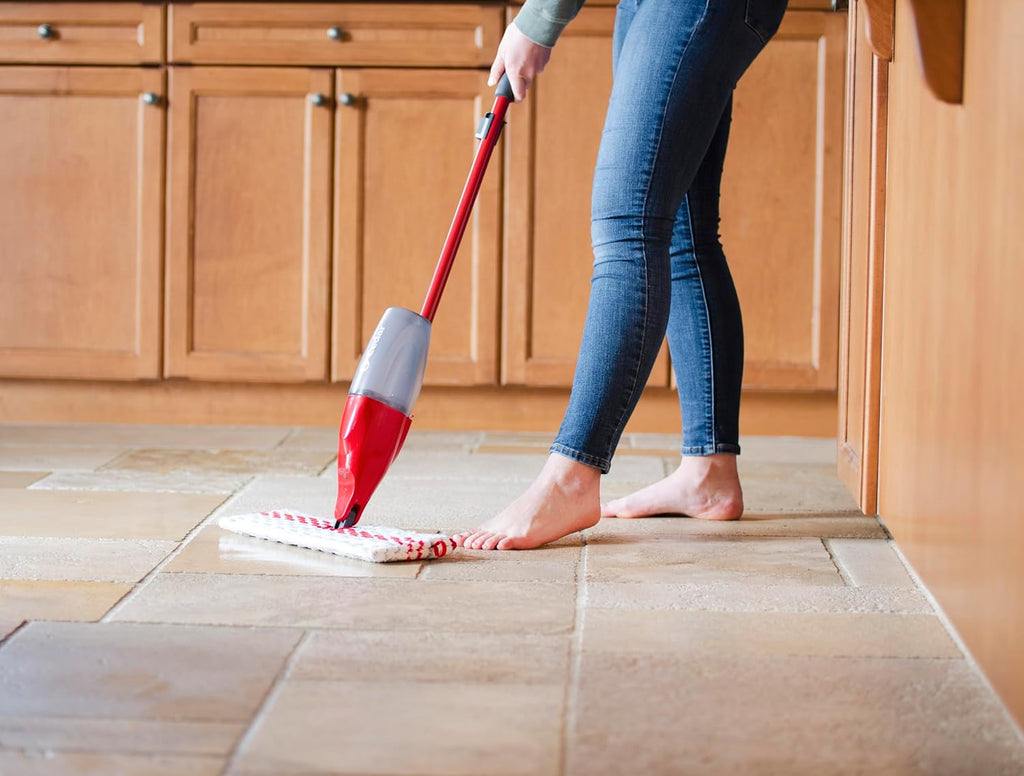 O-Cedar ProMist MAX Microfiber Spray Mop with 4 Refills O581