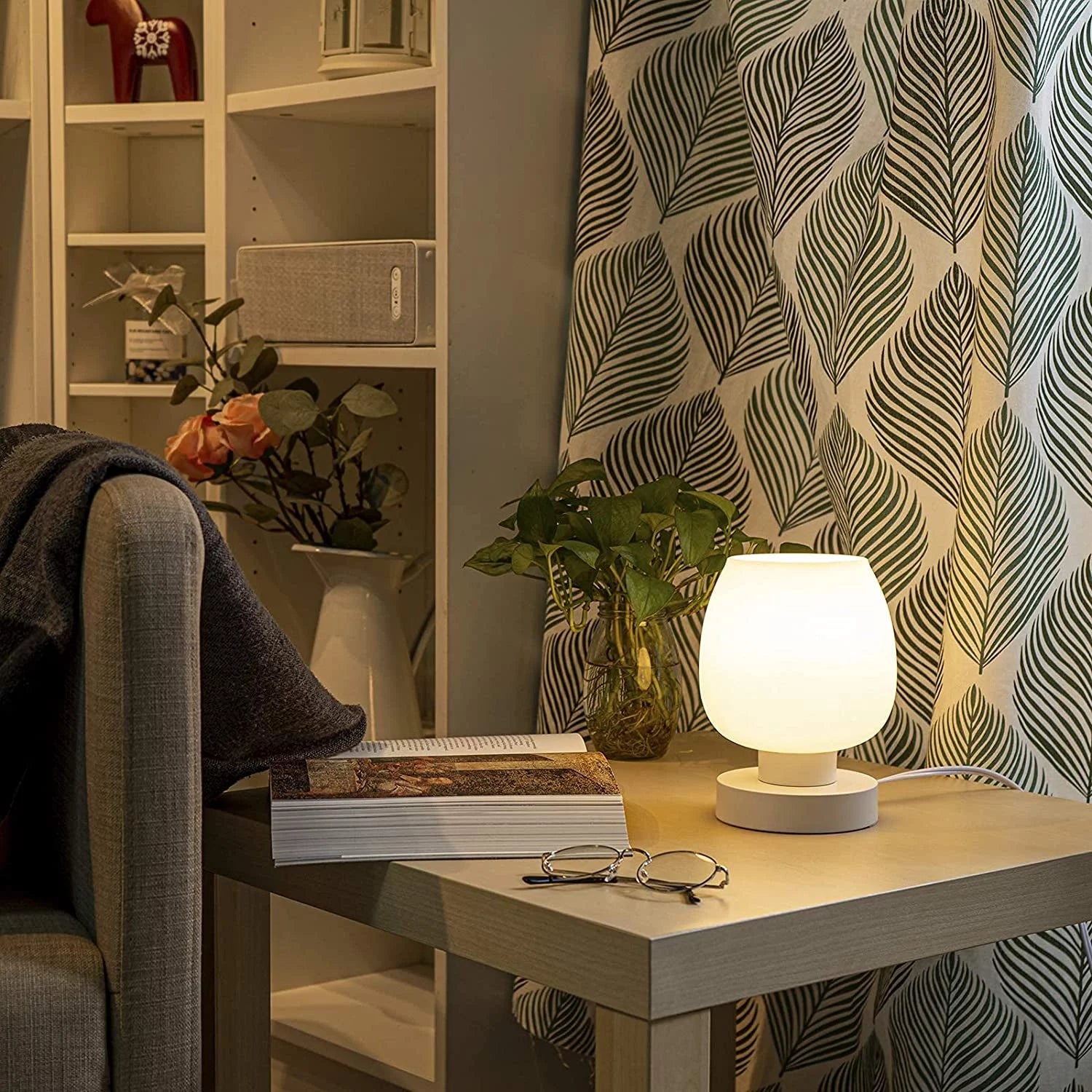 Touch Control Bedside Lamp with Glass Shade, 3-Way Dimmable J488501