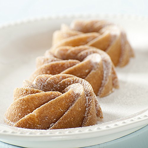 Nordic Ware Heritage Bundtlette Cake Pan, Silver W7797