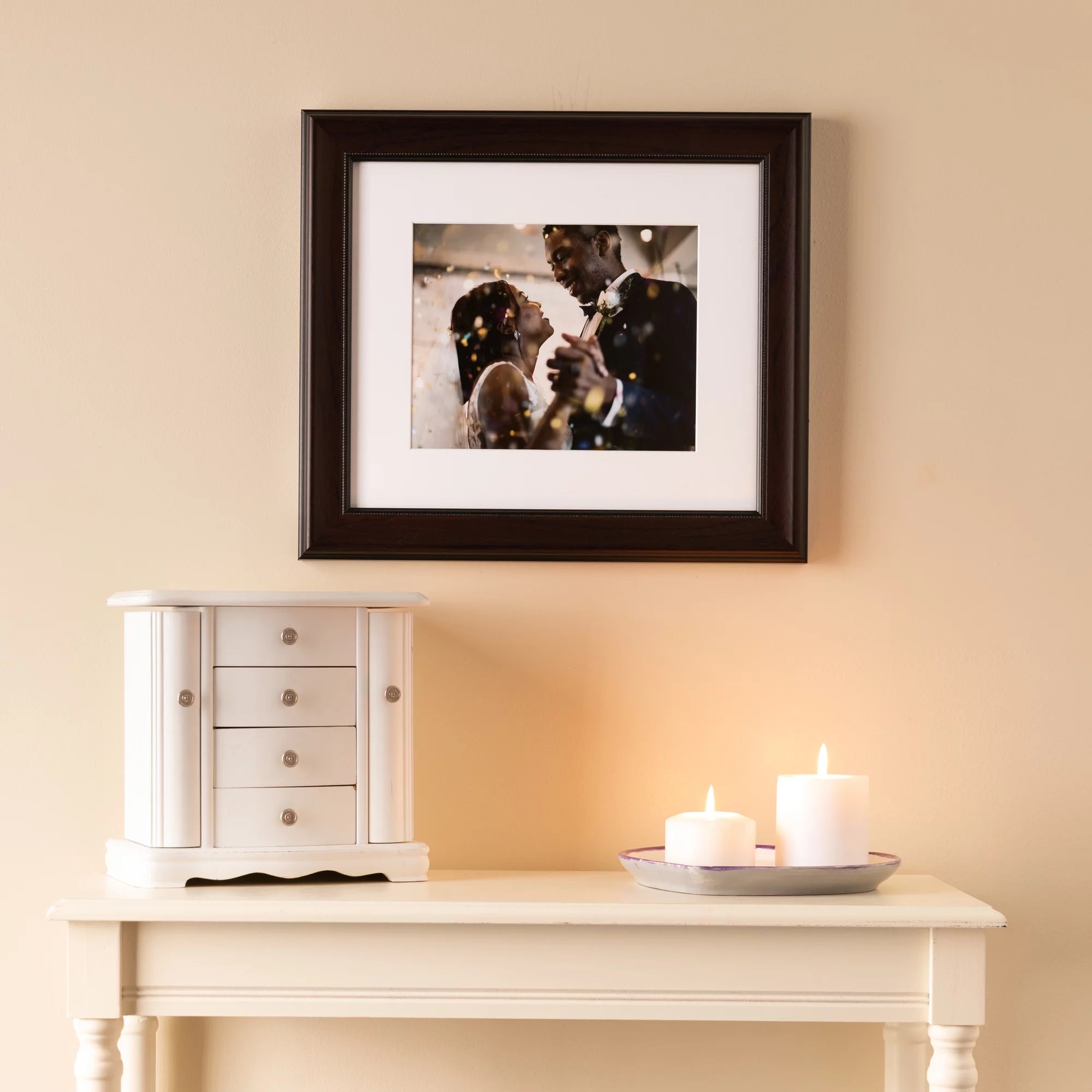 ArtToFrames 20x30 Inch Mahogany Picture Frame with Plexi Glass H600