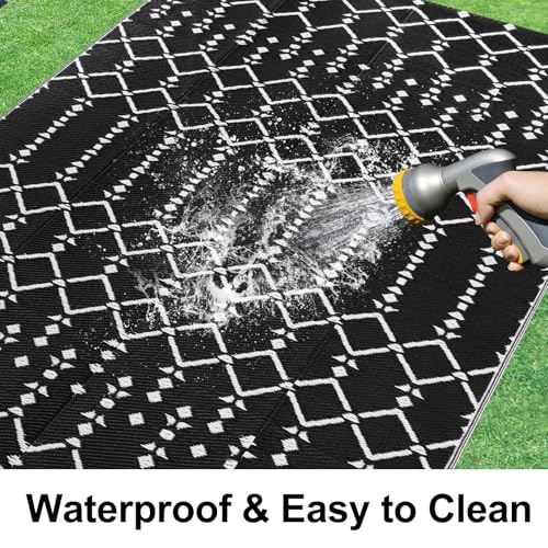 Smiry Waterproof Outdoor Rug 5x8 ft, Reversible Plastic Straw Patio Mat, Black & Beige P20186