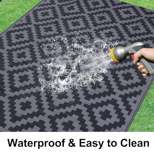 Smiry Waterproof Outdoor Rug 5x8 ft, Reversible Plastic Straw Patio Mat, Black & Beige P20186